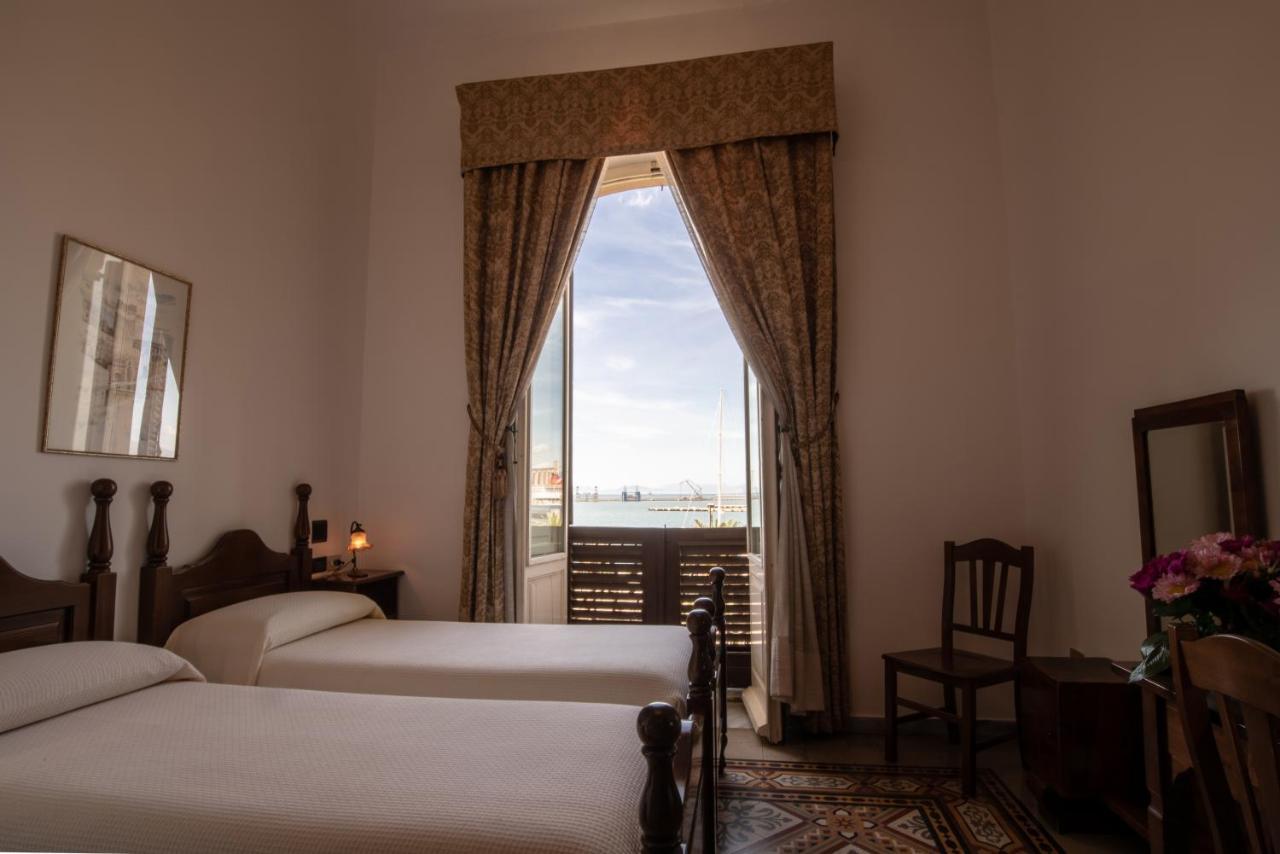 Hotel Aer Bj Vittoria كالياري المظهر الخارجي الصورة