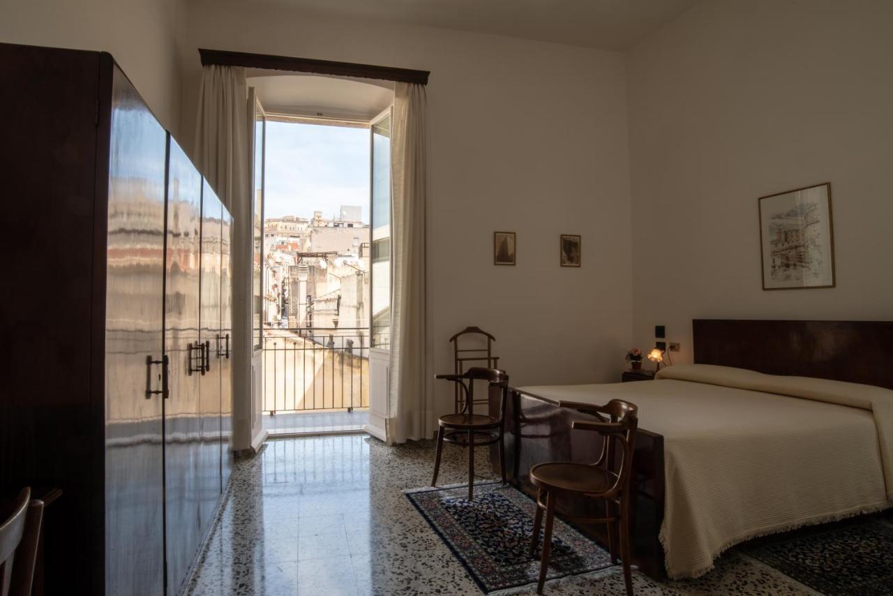 Hotel Aer Bj Vittoria كالياري المظهر الخارجي الصورة