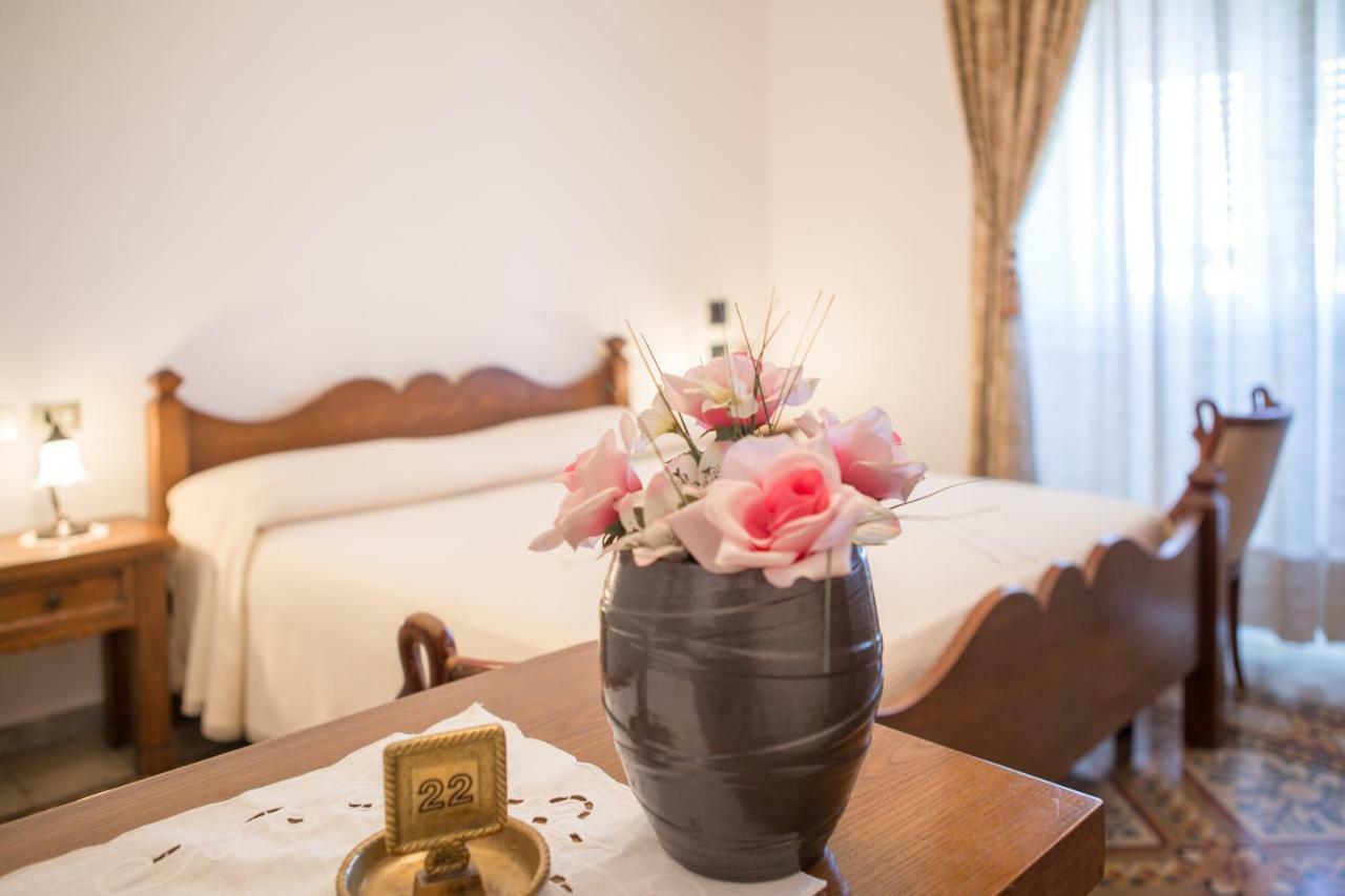 Hotel Aer Bj Vittoria كالياري المظهر الخارجي الصورة